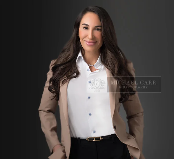 Modern Corporate Headshots in Houston - Professional portrait of a business woman in Houston